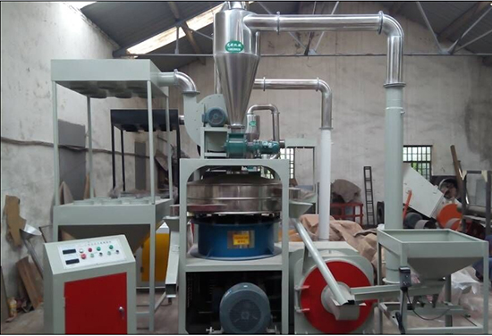 磨盤磨粉機(jī)，遠(yuǎn)航機(jī)械質(zhì)量好